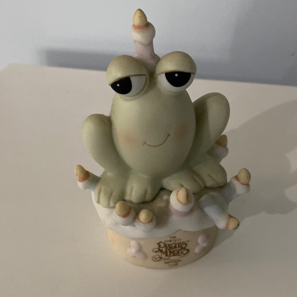 Precious moments figure